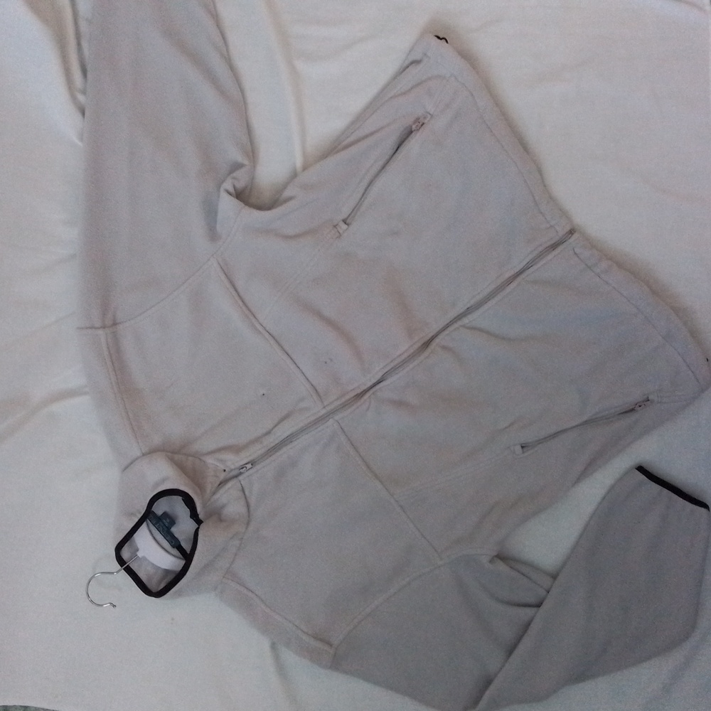 Chestnut Hill Mens Pullon Fleece type Jacket